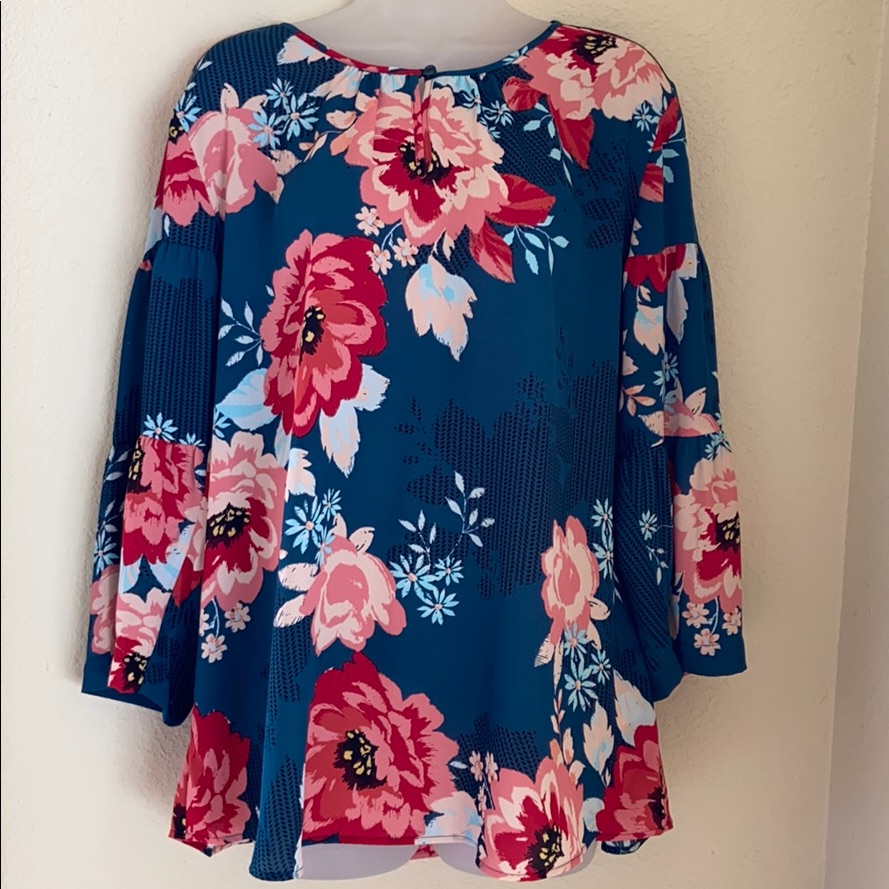 Brand New Van Heusen Peasant Top